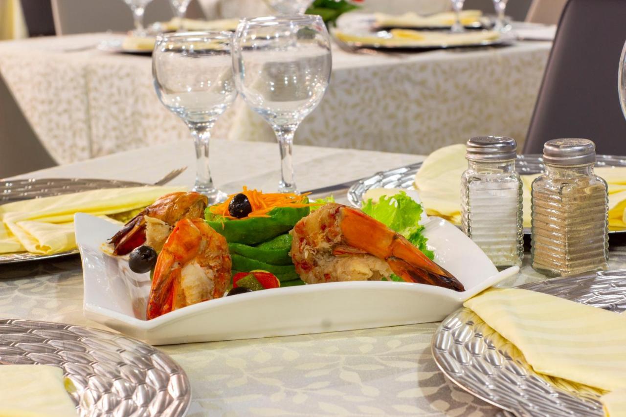 Suita Hotel Yaoundé Kültér fotó